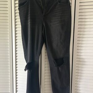 Black Distressed Women's Jeans